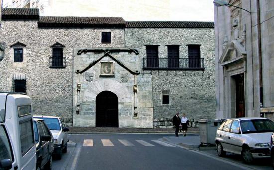 Valladolid Web LO QUE YA NO ESTÁ CASA DEL CORDÓN